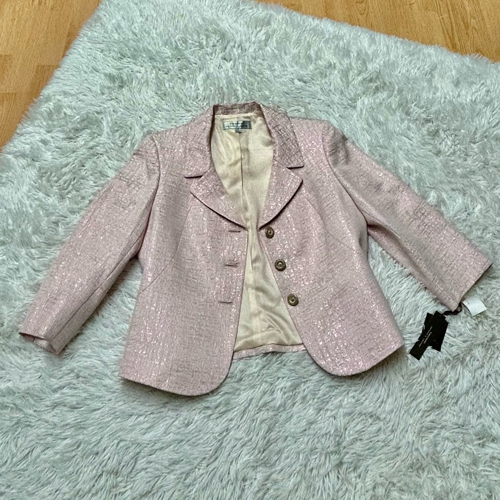 NWT. 2-Pc.Tahari Suit. Light Pink Textured Women's size 12 - Picture 5 of 9